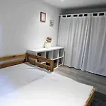 Atypic 3 Bedrooms Triplex With Terrace, 5km From Apartment