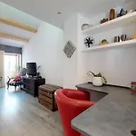 Atypic 3 Bedrooms Triplex With Terrace, 5km From * Villeneuve-Loubet