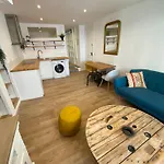 Atypic 3 Bedrooms Triplex With Terrace, 5km From *