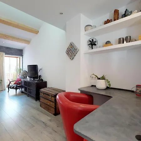 Atypic 3 Bedrooms Triplex With Terrace, 5km From * Villeneuve-Loubet