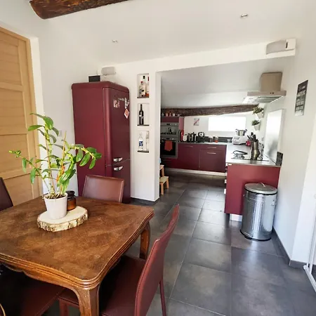 Apartment Atypic 3 Bedrooms Triplex With Terrace, 5km From Villeneuve-Loubet